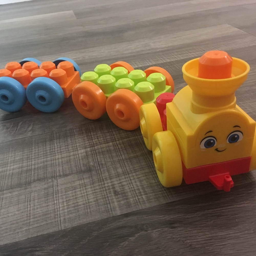 Colorful Train Building Blocks - Picture 2 of 3